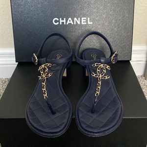 Chanel Lambskin Navy blue thong sandals
